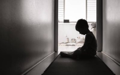 التعامل مع الأطفال وقت الحروب